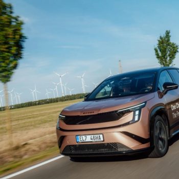 Škoda Peaq promete 936 km de autonomia: mas quantos consegue realmente fazer?